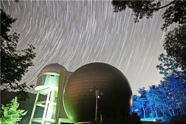 겨울 밤하늘 수놓는 '쌍둥이자리 유성우', 증평 좌구산 별천지공원에서 함께 본다